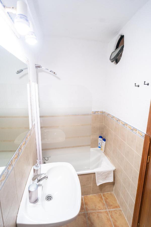 Apartamentos Resil Center Ронда Екстериор снимка